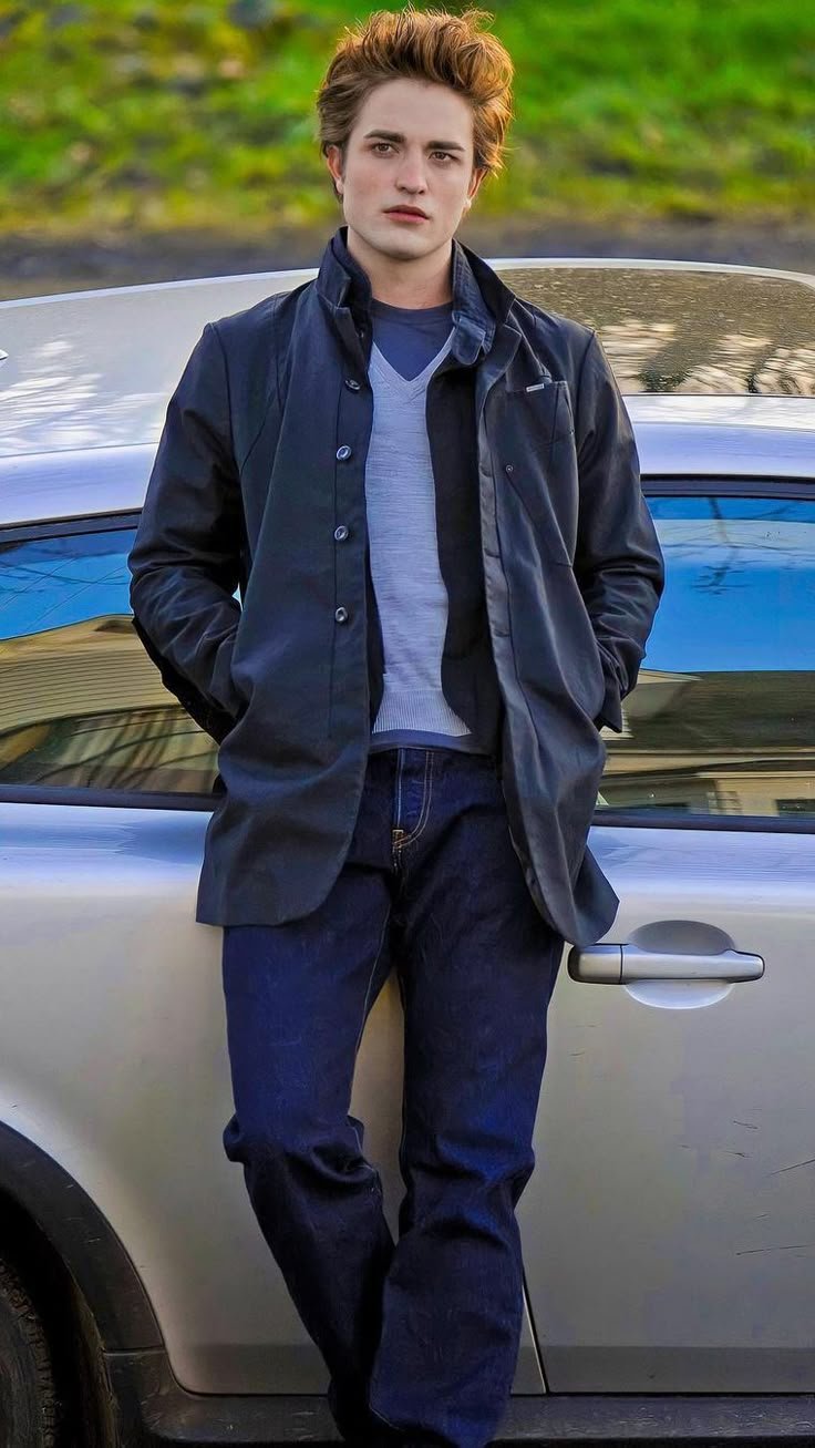 Edward Cullen, personaje de la saga Crepúsculo, interpretado por Robert Pattinson